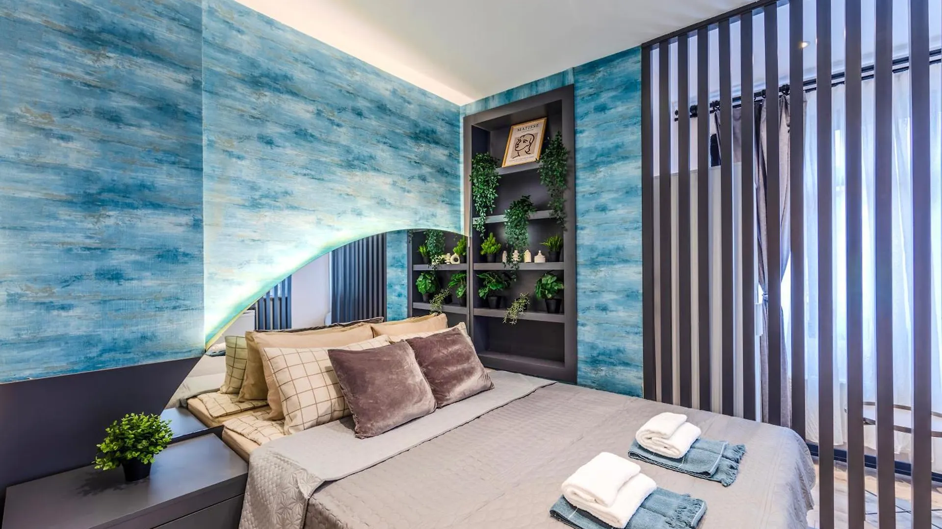 Equipment Modernist Design - In The Bosphorus - Galataport - Taksim Apartment Istanbul
