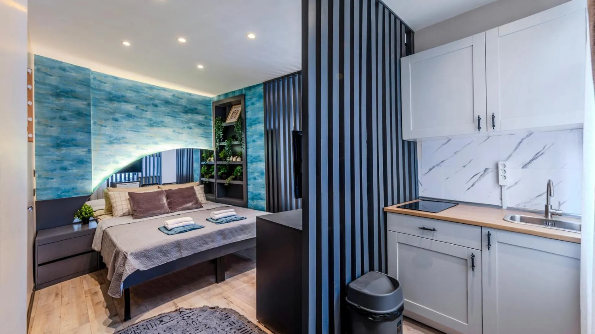 Equipment Modernist Design - In The Bosphorus - Galataport - Taksim Apartment Istanbul