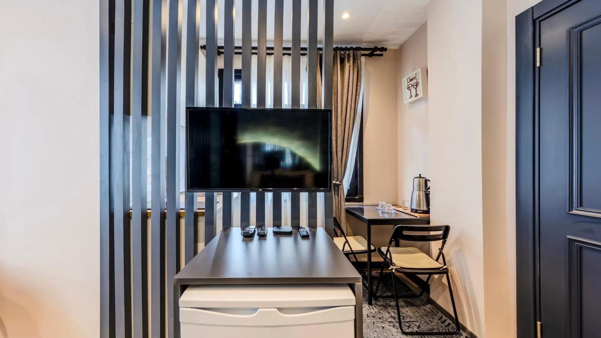 Equipment Modernist Design - In The Bosphorus - Galataport - Taksim Apartment Istanbul 0*,  Turkey